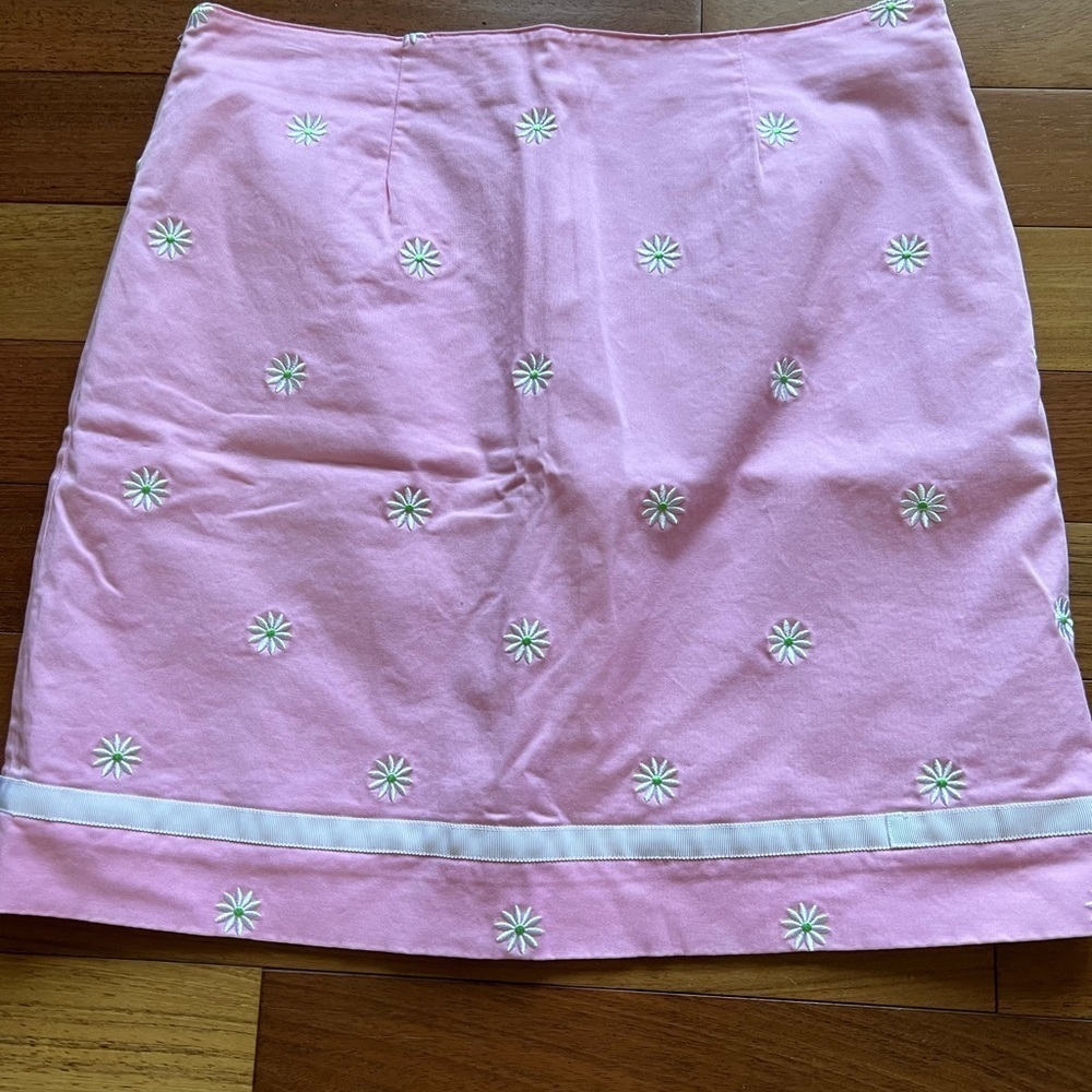 Vintage Lilly Pulitzer Daisy Embroidered Mini Skirt 010